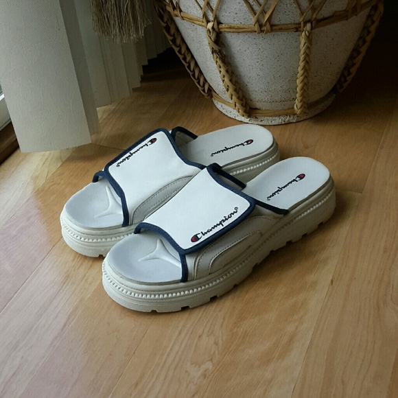 sandal champion original